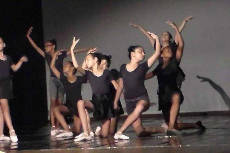Festival: Alunos do Núcleo de Dança representam Penápolis
