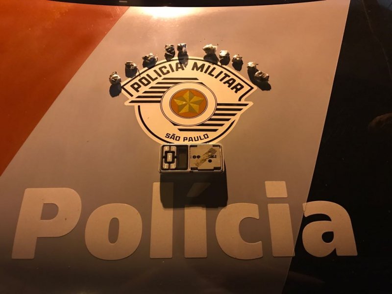 Adolescente confessa que vendia maconha