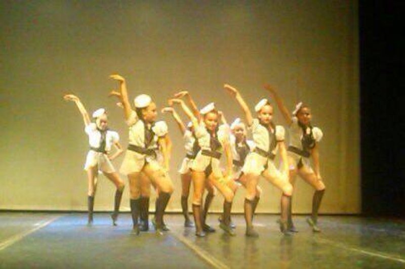 Crianças do Núcleo Municipal de Dança fazem bonito em festival e levam três premiações