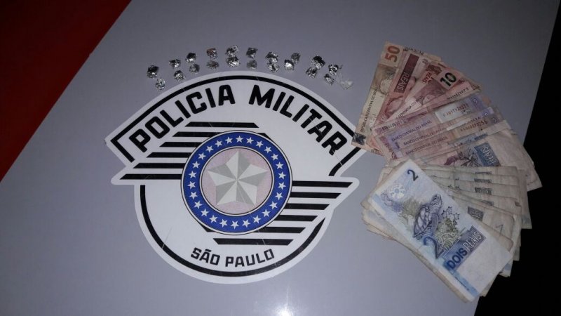 PM prende acusado de tráfico na Vila Aparecida