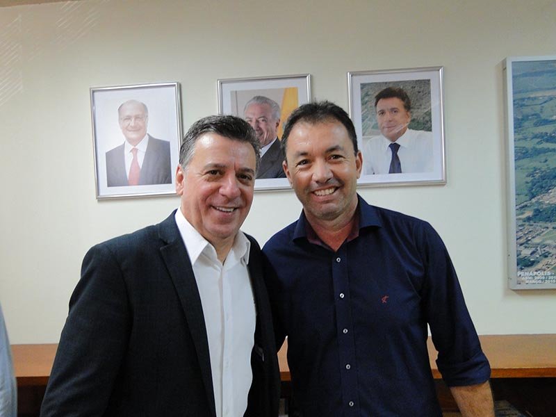 Célio de Oliveira e equipe iniciam suas funções no comando da Prefeitura de Penápolis