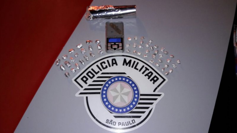 PM prende jovem por tráfico no dia de seu aniversário