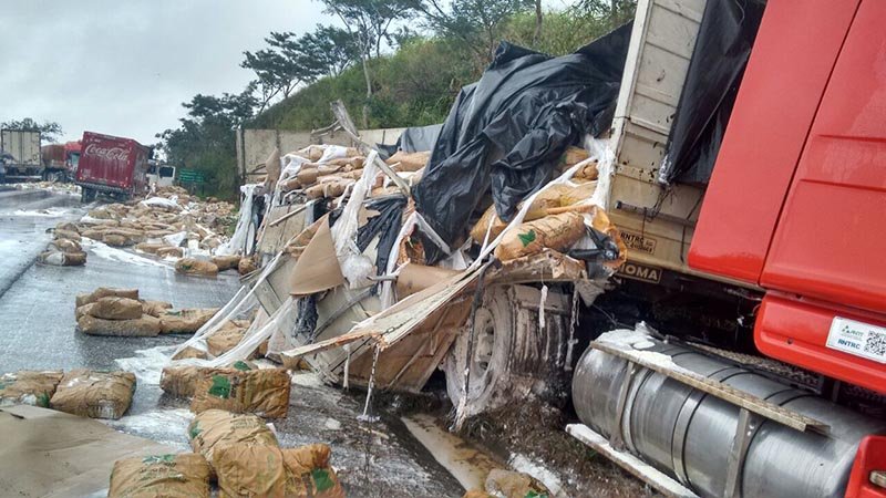 Fatalidade: Acidente na Assis entre quatro veículos deixa um morto