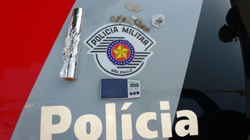 PM prende acusado de tráfico no Jardim Paraíso
