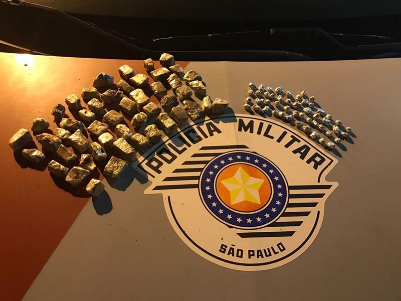 Rocam apreende quase 100 porções de maconha e crack