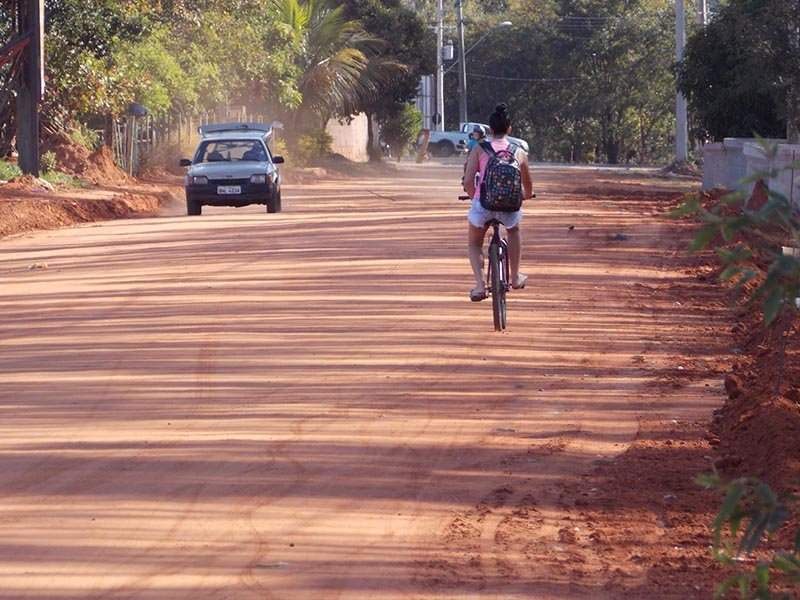 Avenida no Gimenes é liberada, mas estrada ainda é usada