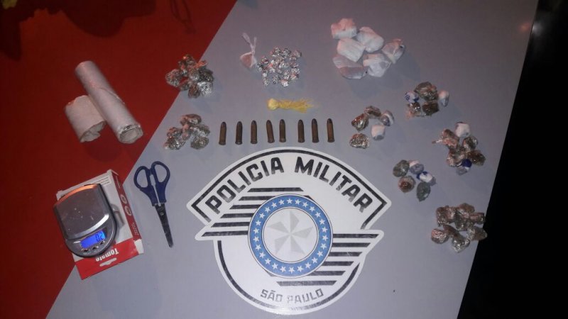 Casal é preso com drogas e munições no Silvia Covas