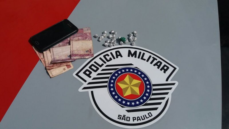 Servente é preso com porções de crack no São Matheus