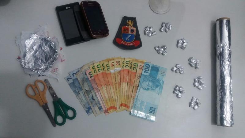 Polícia prende dupla acusada de tráfico
