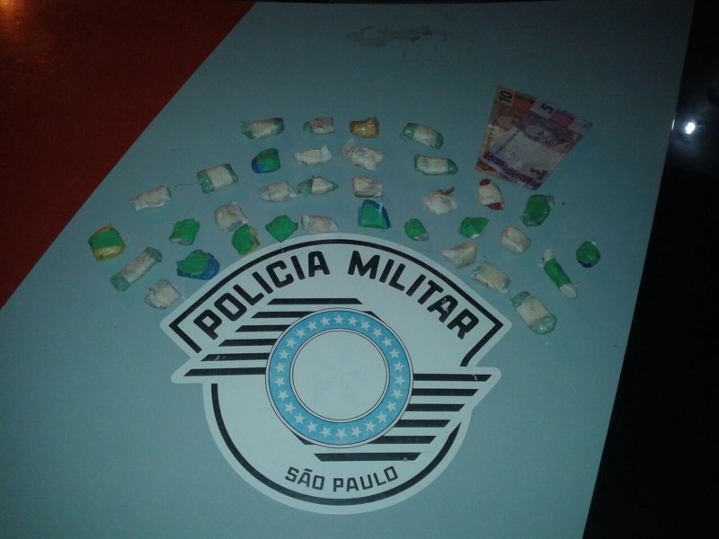 Vila Fátima: Autônomo é flagrado e preso com porções de maconha