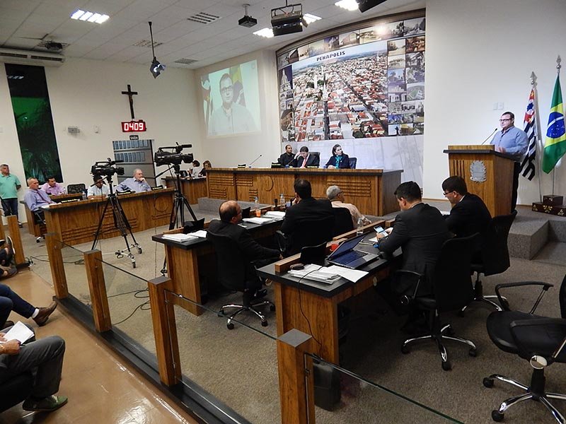 Câmara Municipal adia votação de projeto de feriados municipais para Corpus Christi e Sexta-feira Santa
