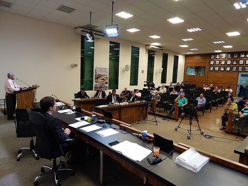 Câmara votará concessão de cesta para funcionários da Santa Casa
