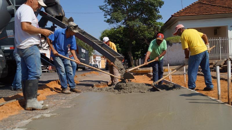 Prefeitura constrói bacias coletoras na região central e Portal das Primaveras