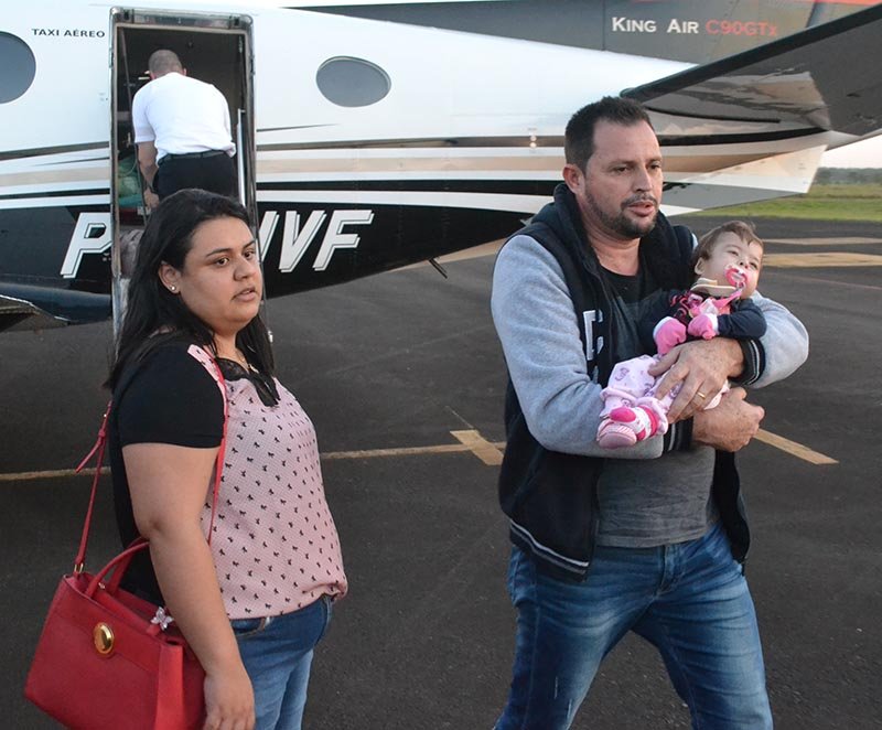 Emoção e solidariedade: Família comemora retorno de Alice para casa, em Penápolis