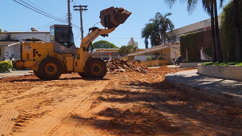 Retomadas as obras para  pavimentação da Luis Osório