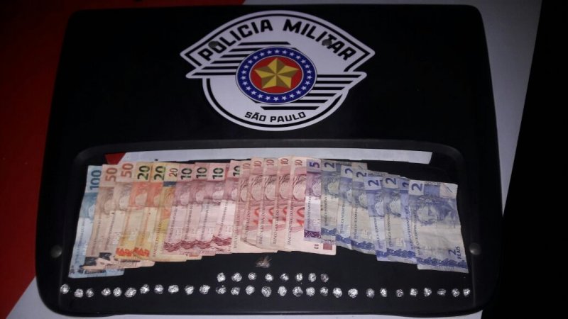 Mulher é presa com drogas em suas partes íntimas