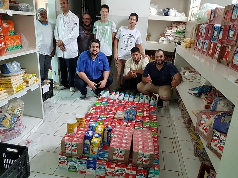 Mais de 300 litros de leite são doados à Santa Casa de Penápolis