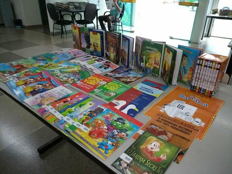 Doação de novos livros