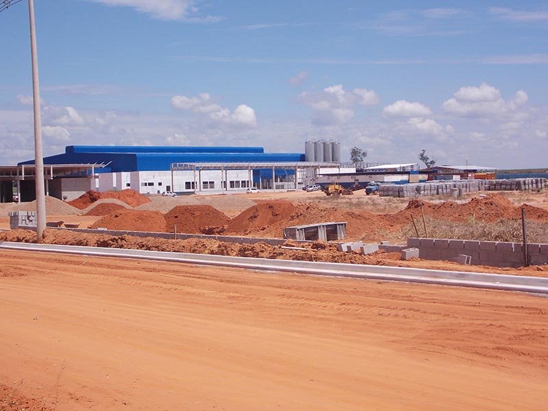 Com problemas sobre doação de terreno, Bonolat suspende construção de laticínio
