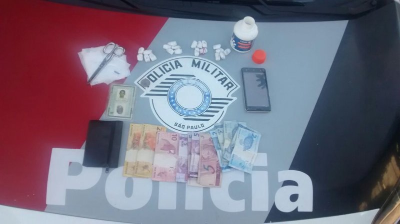 Operário é preso por tráfico em Glicério
