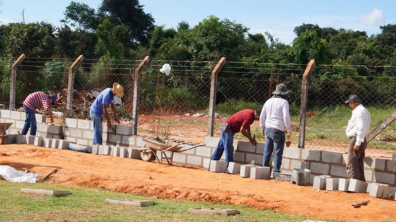 Jardim da Paz: Muro é construído para melhorar segurança de cemitério