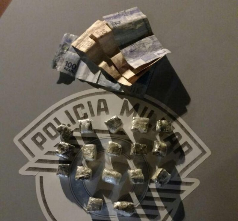 Lavrador é preso com maconha em Avanhandava