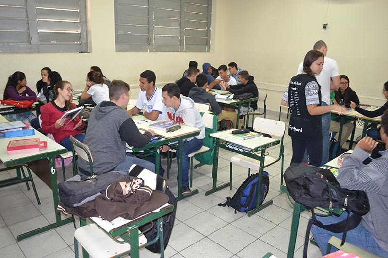Estado abre inscrições para agente de organização escolar