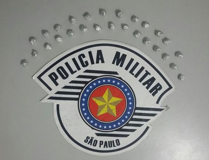 Jovem é preso ao confessar tráfico para manter o vício