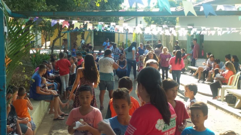 Macro I: Equipe organiza Festa Julina para comunidade