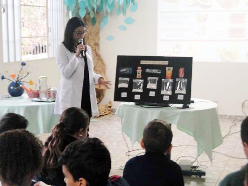 Palestra e horta orgânica são parte da programação