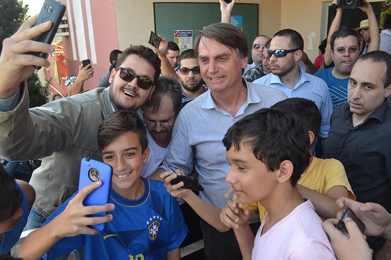 Campanha: Bolsonaro visita a região e passa pela cidade de Glicério