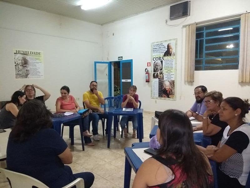 Casa das Letras: População é convidada para encontros na biblioteca