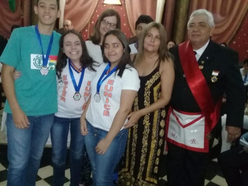 Alunos são premiados na 44ª Maratona Cívico Cultural