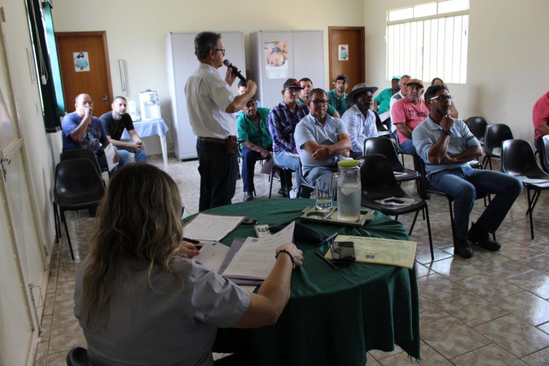 Curso capacita profissionais para poda correta de árvores