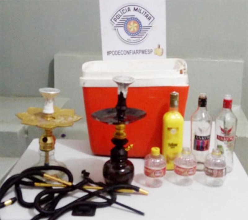 Plantão: PM flagra adolescentes em festa com bebidas e maconha