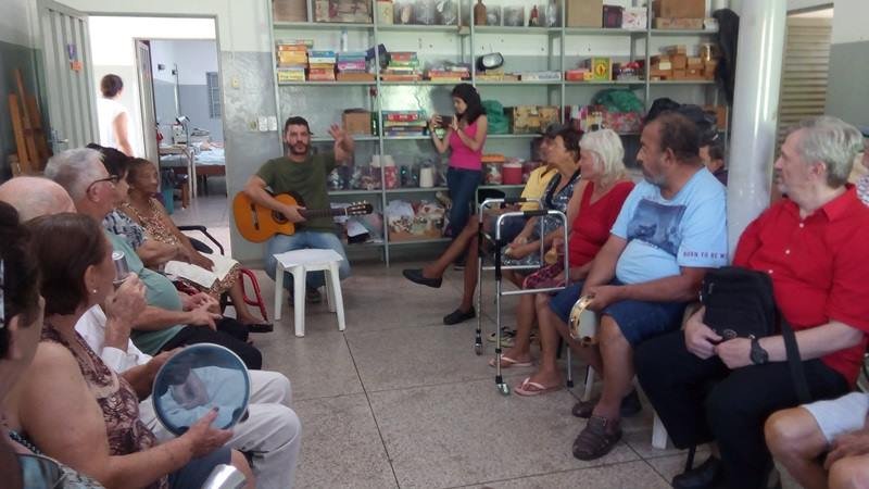 Bibliotecas já fizeram mais de 12,5 mil empréstimos de livros neste ano