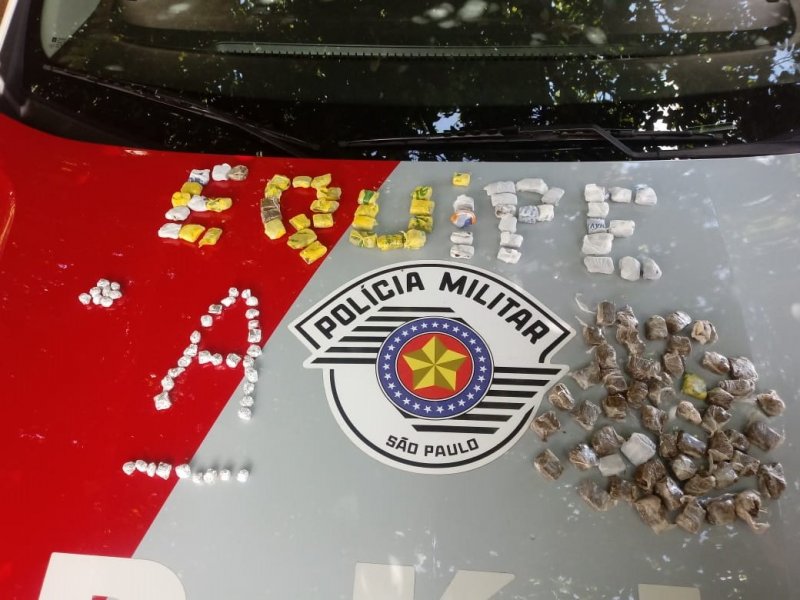 Plantão: Adolescente é flagrado vendendo maconha e crack