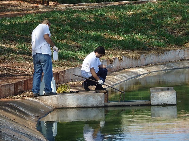 DAEP em 2018: Laboratório avalia mais de 10 mil amostras de água