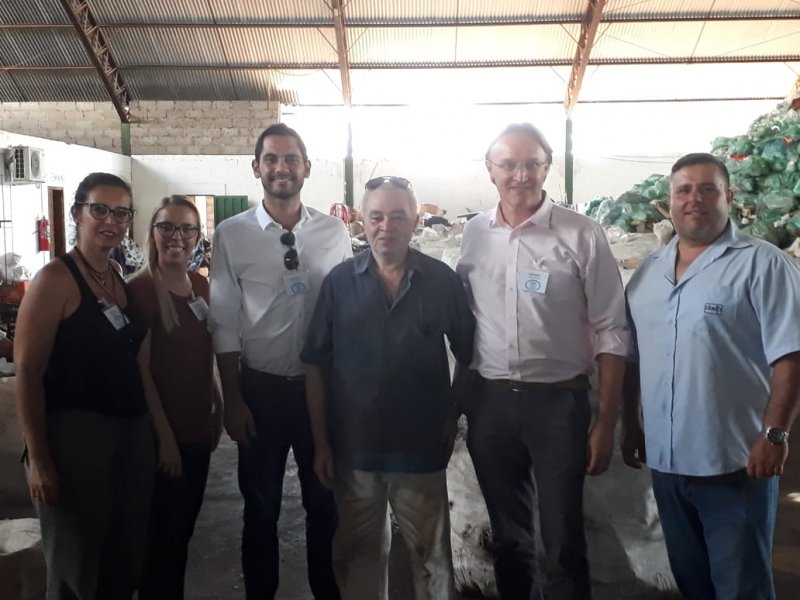 Caravana de Ibitinga veio à cidade conhecer trabalho da Corpe