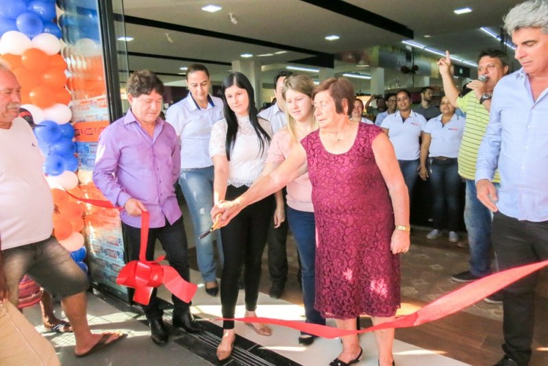 Rede Big Mart inaugura sua 19ª loja em Promissão