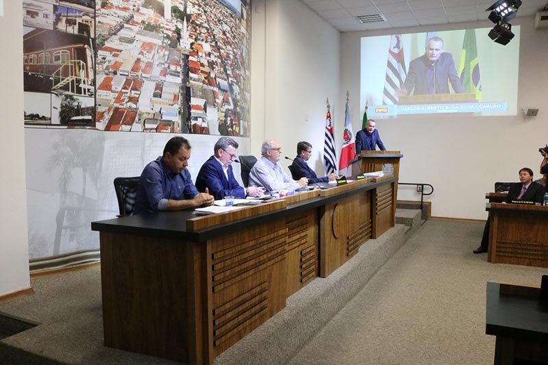 Executivo e Legislativo se unem em busca do AME
