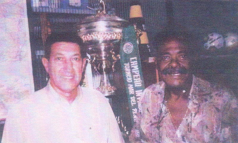 Trazido por Tiradentes, Coutinho dirigiu o CAP em 2003