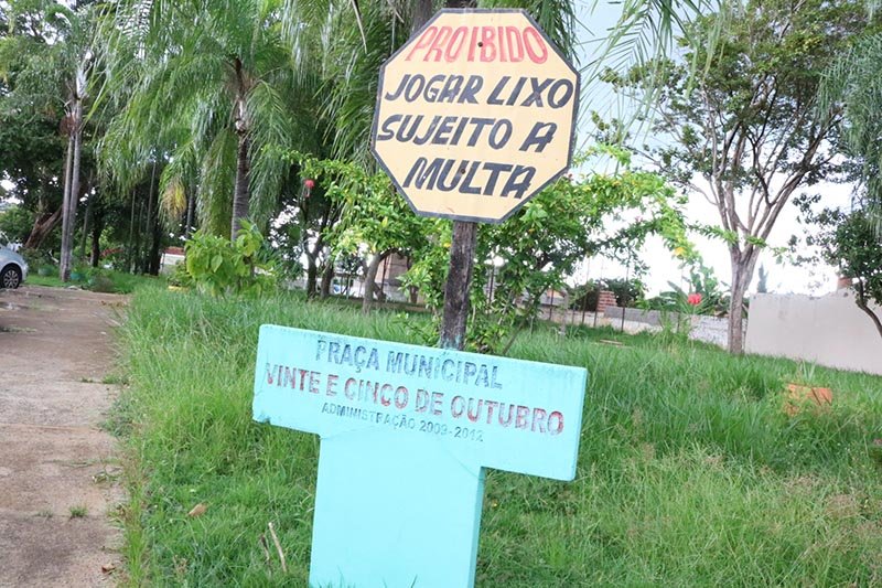 Revitalização: Câmara defende melhorias para Praça 25 de Outubro