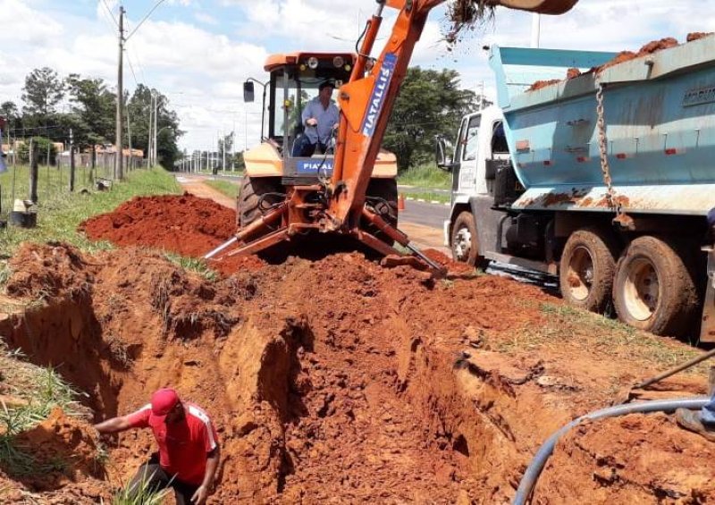 Água: Rompimento de adutora causa transtornos em alguns bairros