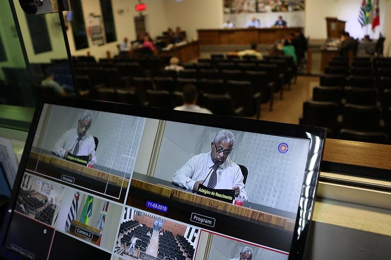 Ziza e Delfino pedem mais de R$ 10 milhões a deputados para Penápolis