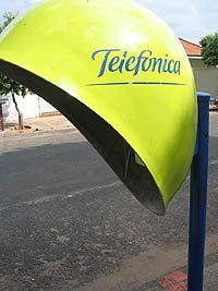 Câmara Municipal questiona retiradas de telefones públicos