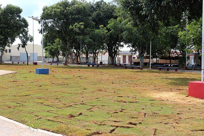 Fase final de melhorias na Praça João Casella