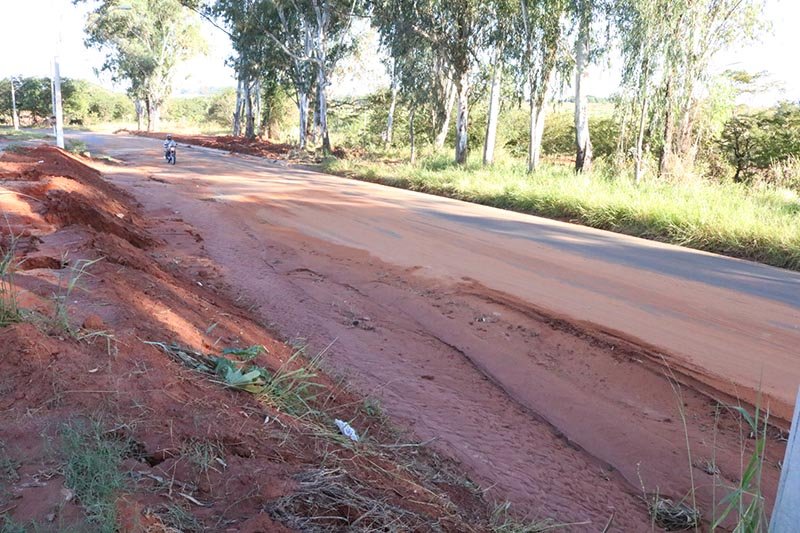 Câmara discute acúmulo de terra na vicinal Kemil Rahal