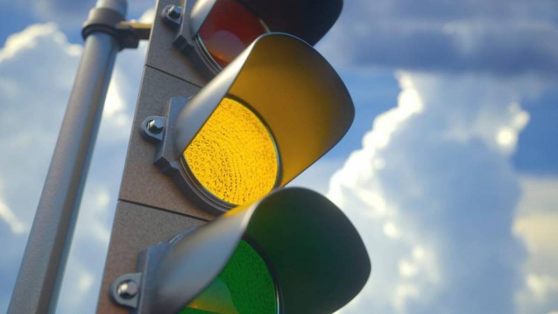 Trânsito: Câmara pede implantação de novos semáforos na cidade