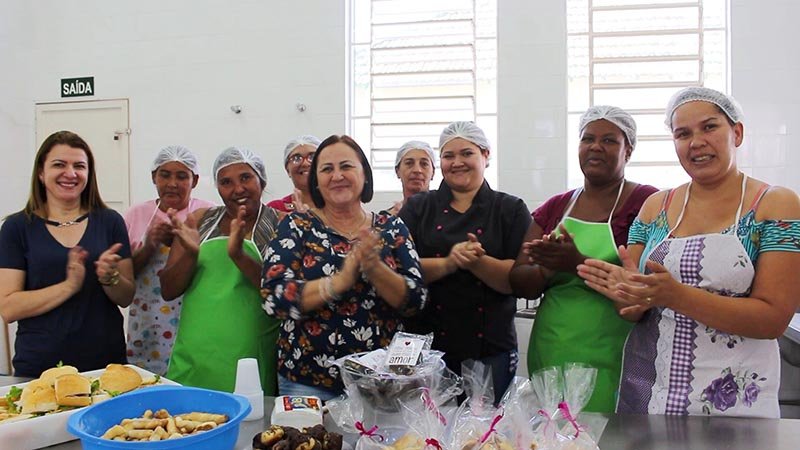 Encerrada Oficina de Confeitaria do Cras